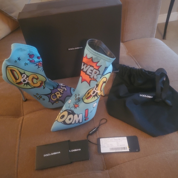 💯Rare Dolce & Gabbana Comic Book Booties - Picture 11 of 16